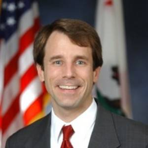 Photo of California Insurance Commissioner Dave Jones