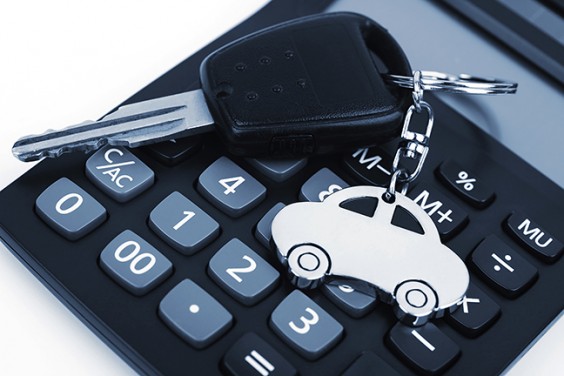 calculator_and_car2 car keys and a calculator